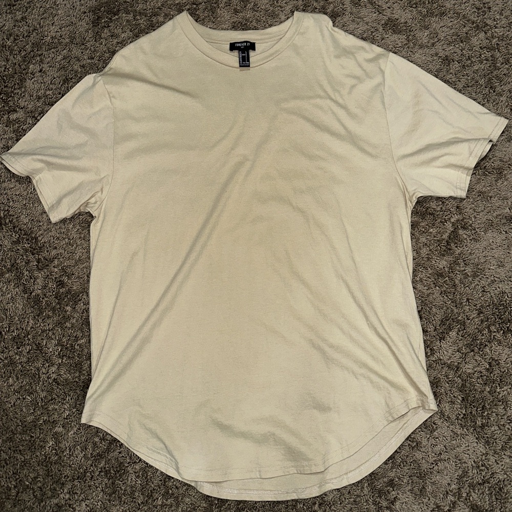 FOREVER 21 MEN’S SCOOP CREAM SHIRT